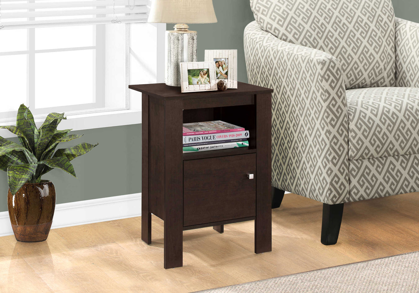 Table d'appoint transitionnelle avec rangement et fini espresso