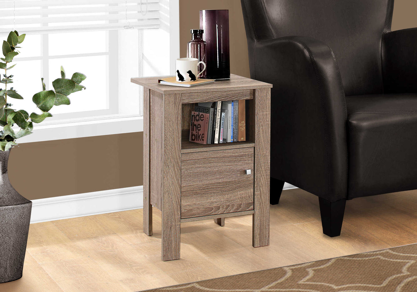 Table d'appoint transitionnelle avec rangement et fini taupe foncé